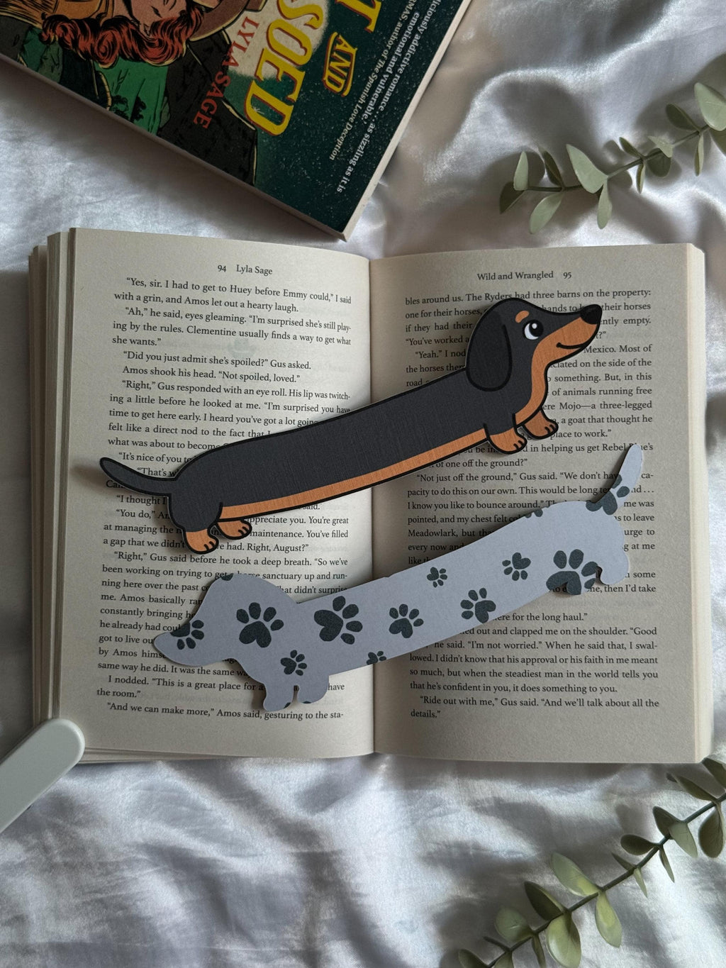 Dachshund - linen bookmark