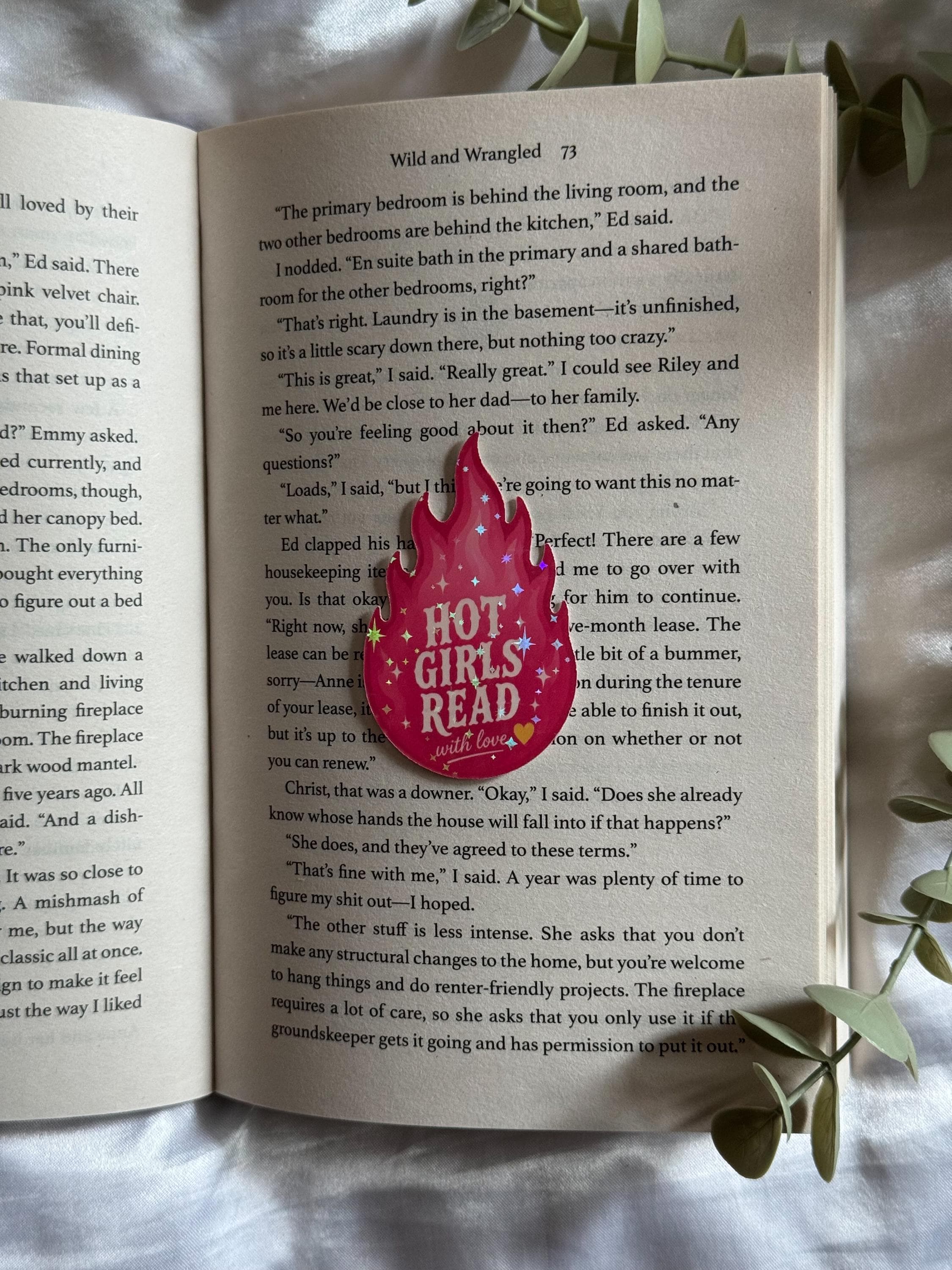 Hot Girls Read With Love