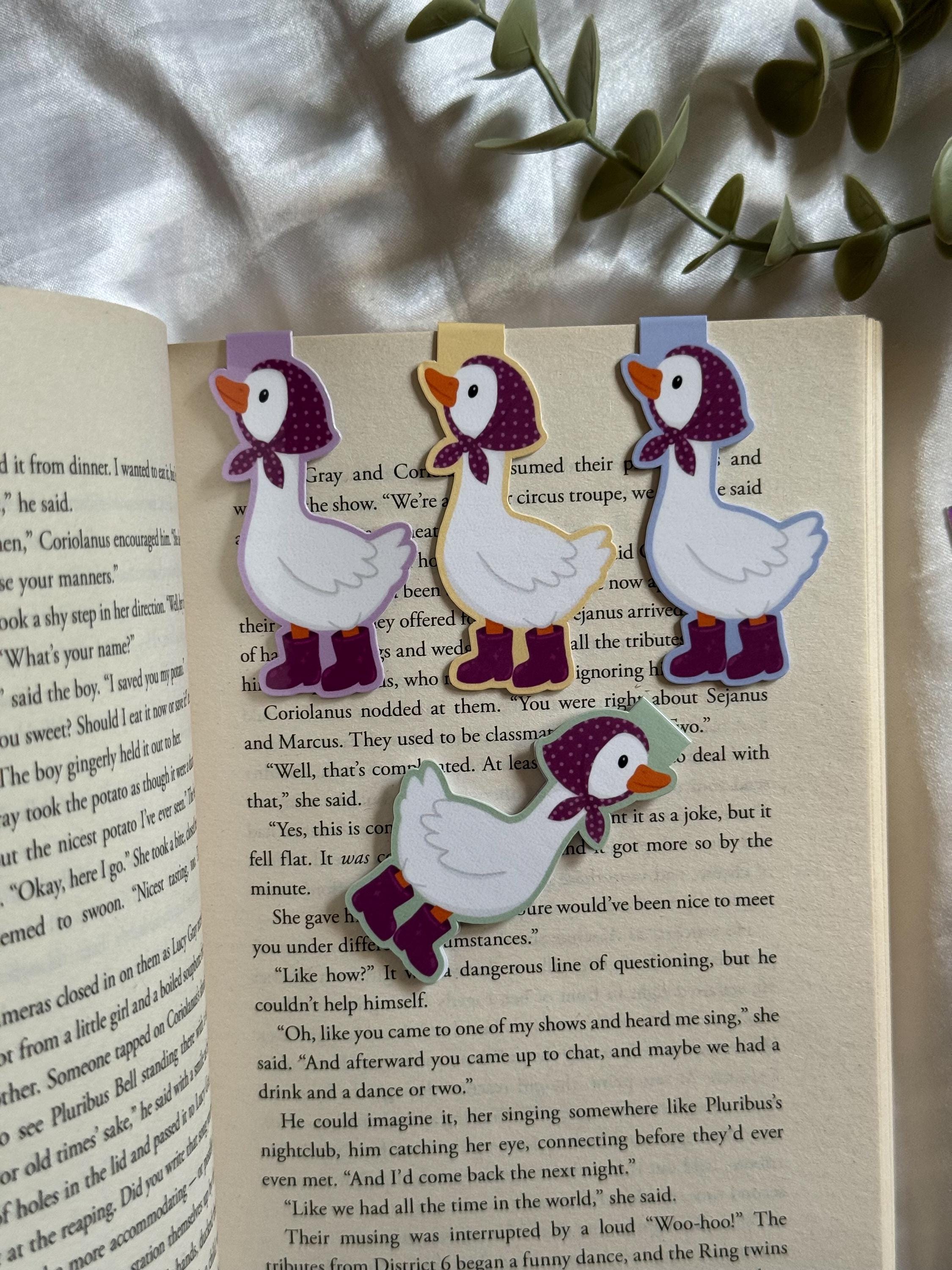 Babushka Goose - magnetic bookmark